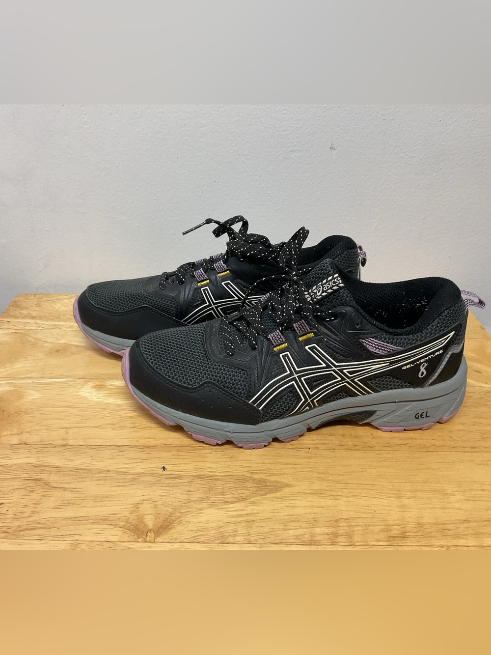Asics Gel-Venture 8 Running Shoes Size 6.5